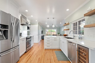 179 Santiago Avenue, Redwood City, California, United States 94070, 3 Bedrooms Bedrooms, ,2 BathroomsBathrooms,Single Family Home,Sold Properties,Santiago Avenue,1017