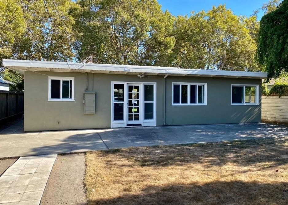 339 E Street, Redwood City, California, 94063, 3 Bedrooms Bedrooms, ,1 BathroomBathrooms,Single Family Home,Sold Properties,E Street,1046